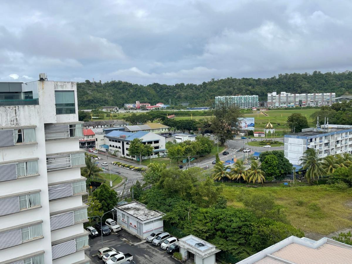 Aru Suites Homestay Wifi,Carpark,24H Check In,Water Filter By R2 Residence Kota Kinabalu Eksteriør billede